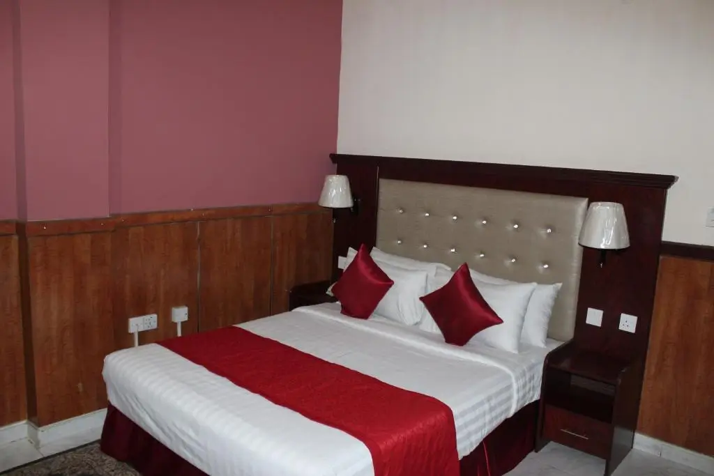 grand_nova_hotel_9